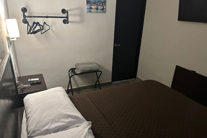 Room 14 of 140