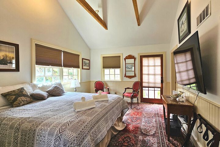 Room 5 of 29