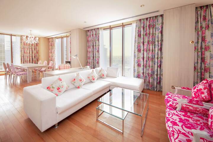 Room 21 of 179
