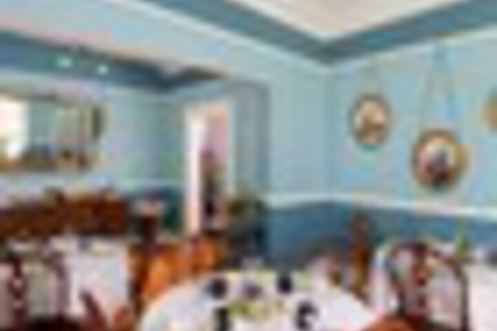 Dining 164 of 282