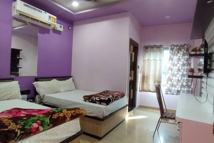 Room 2 of 14