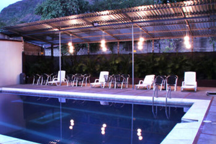 Pool 38 of 45
