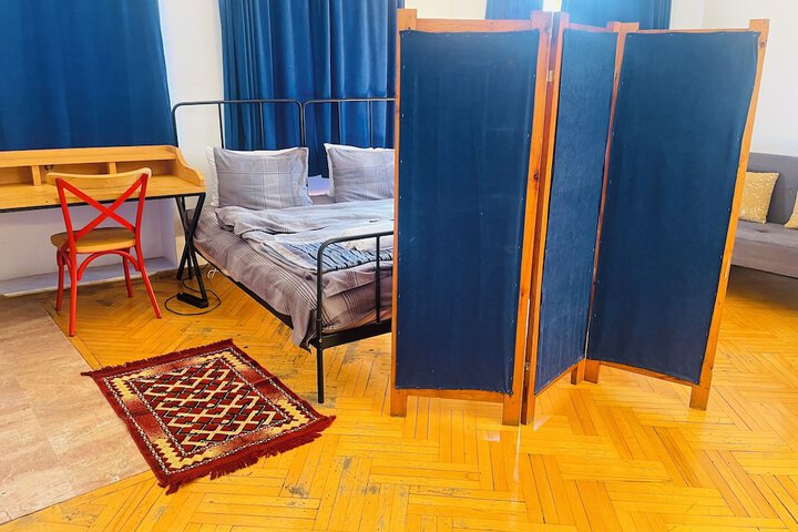 Room 65 of 120