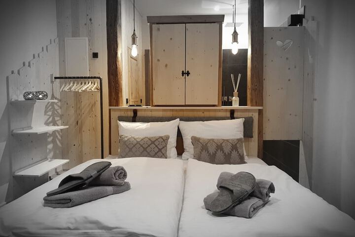 Room 49 of 131