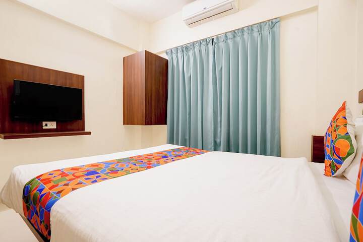 Room 21 of 33