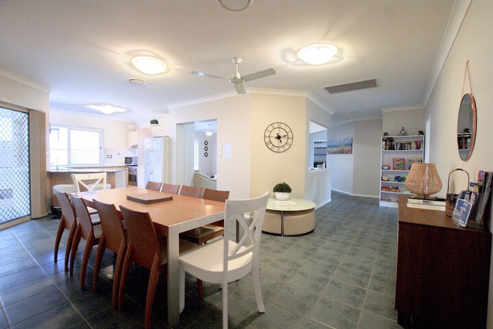 Room 33 of 78