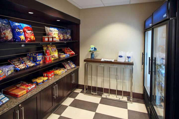 Snack bar