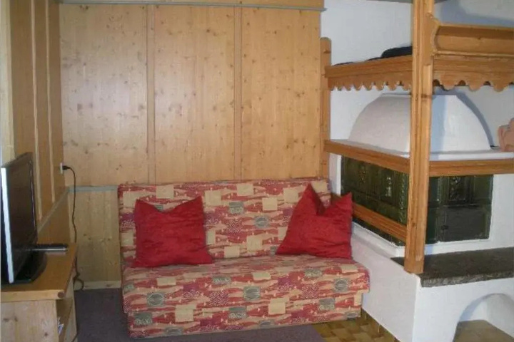 Room 2 of 13