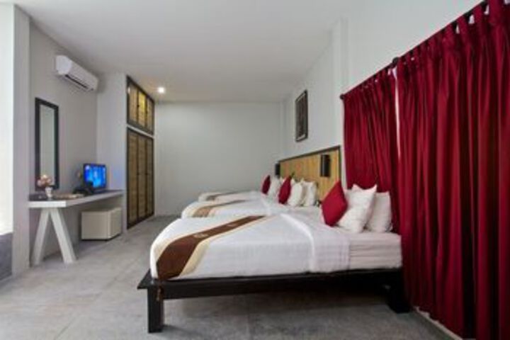Room 11 of 75