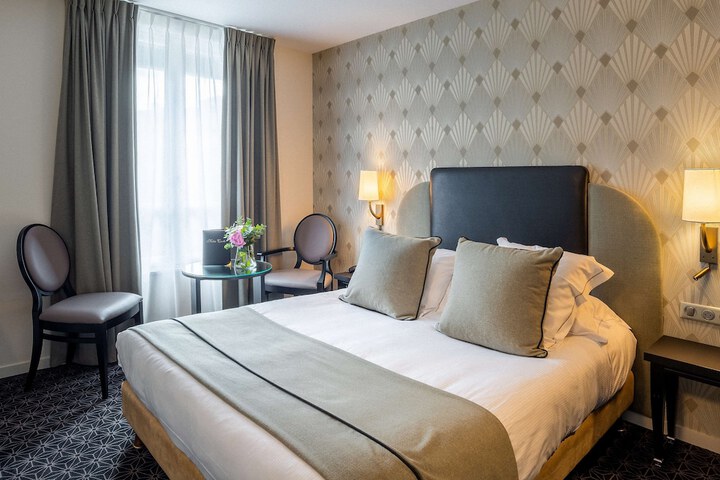 Room 4 of 47