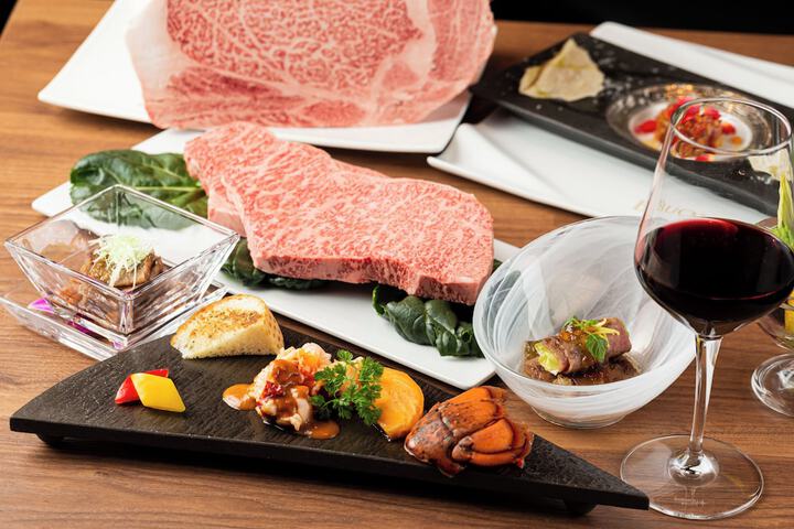 Dining 104 of 135