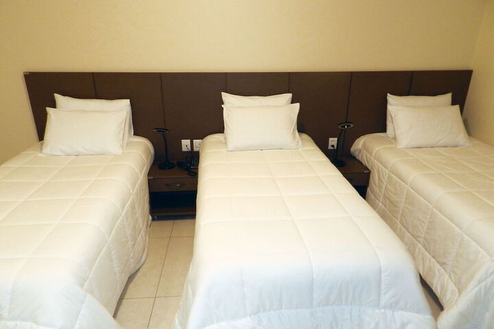 Room 17 of 54