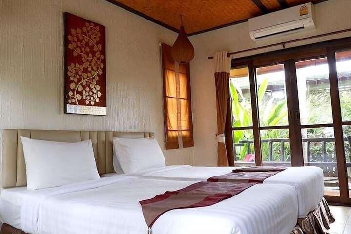 Room 5 of 19