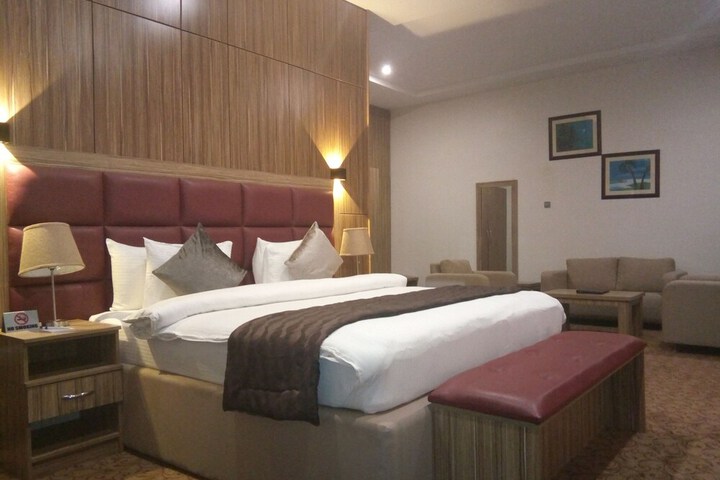 Room 14 of 59