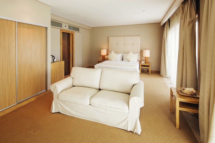 Room 18 of 46