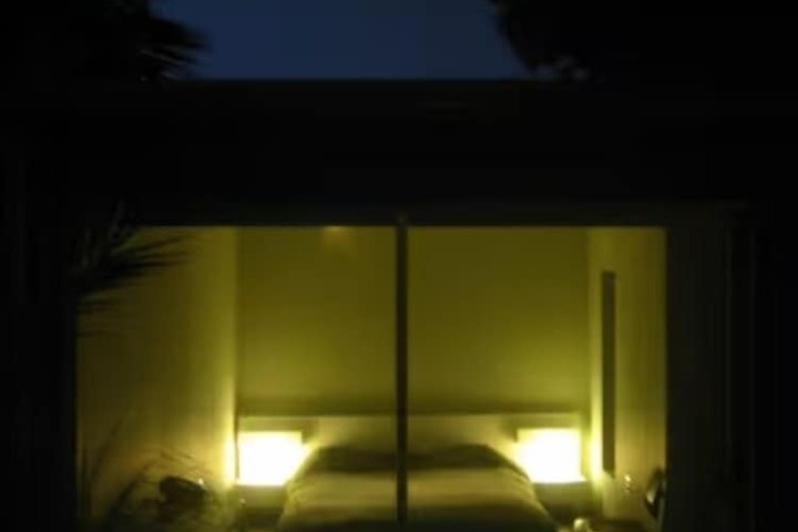 Room 5 of 20