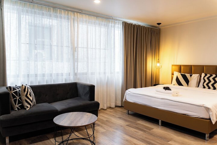 Room 54 of 153