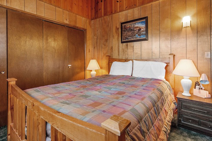 Room 4 of 19