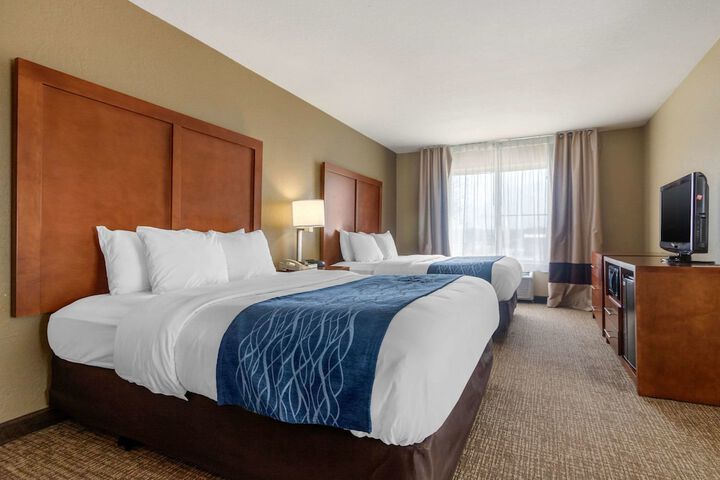 2 Queen Beds (4 of 14)
