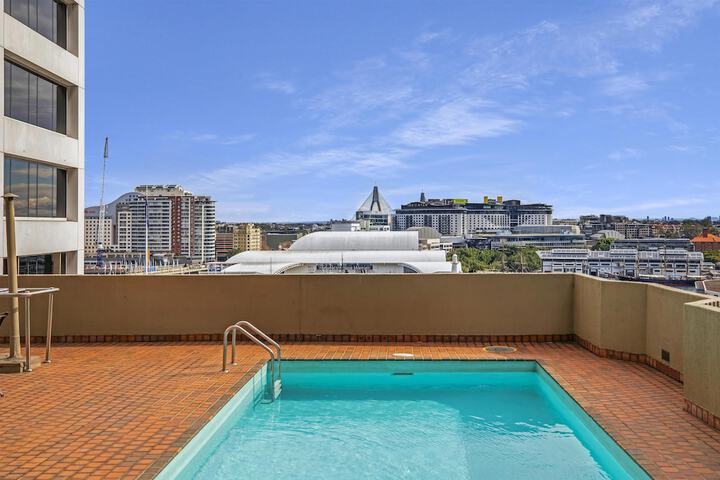 Hotel with Pool