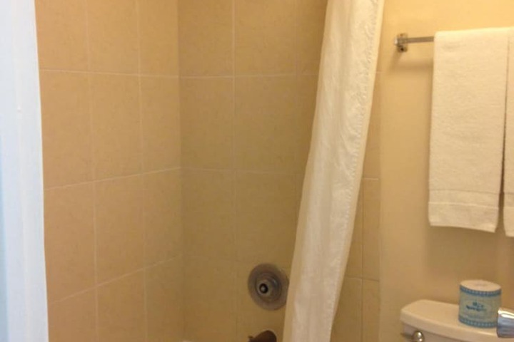Room 25 of 47