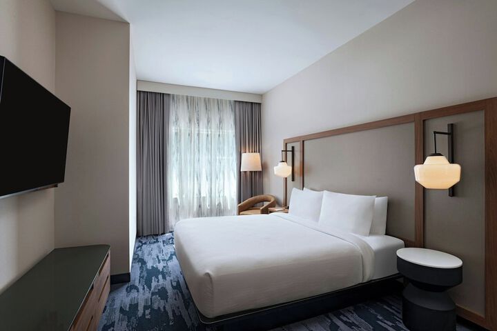 Room 21 of 48