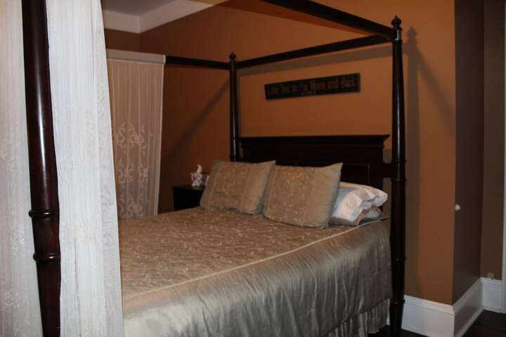 Room 14 of 65