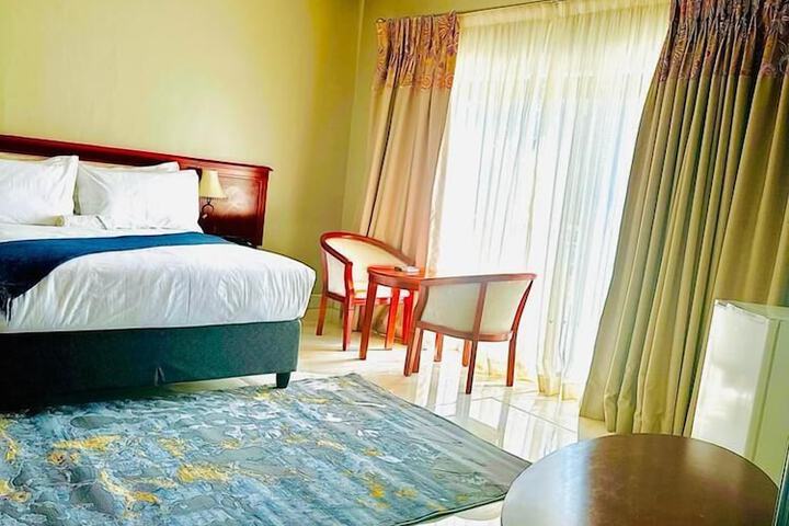 Room 2 of 17