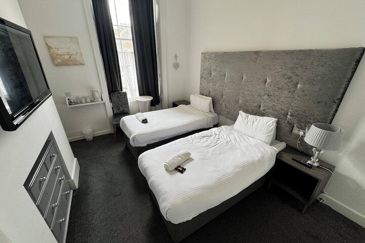 Room 59 of 125