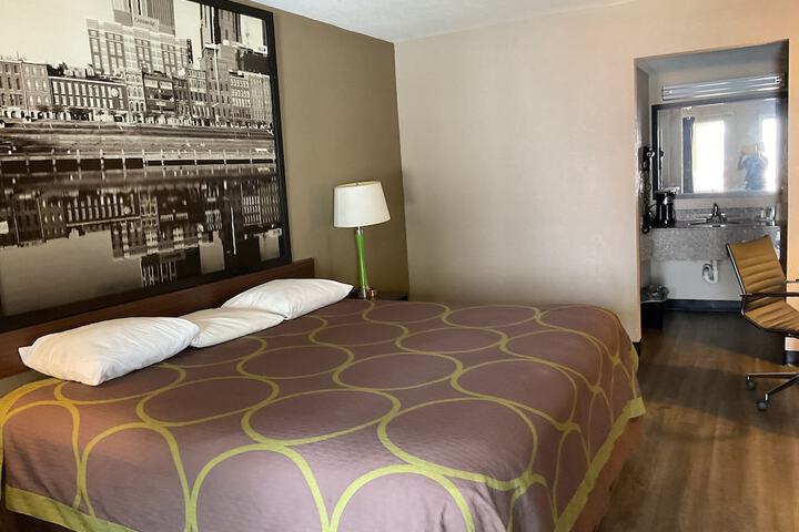 1 King Bed Mobility Accessible (11 of 27)