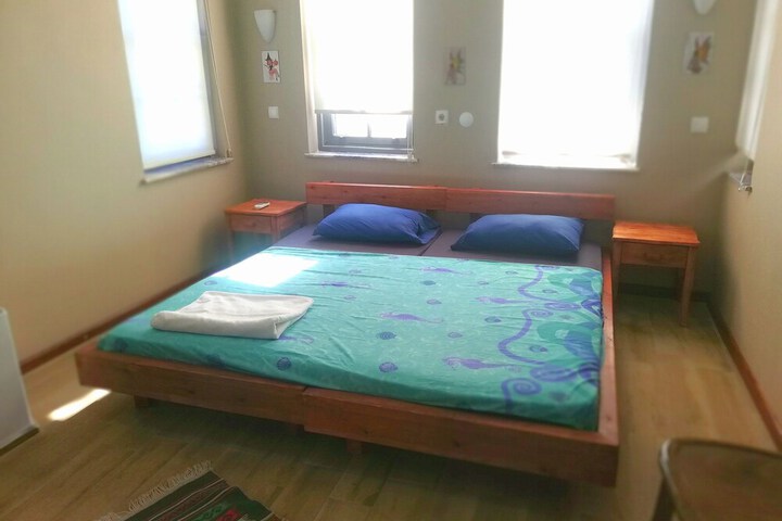 Room 5 of 14