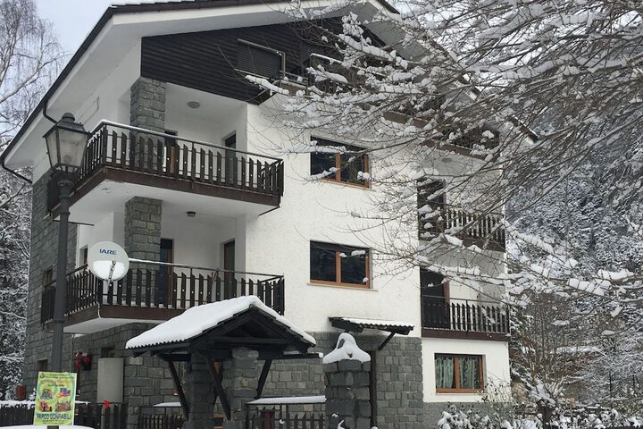 Serene Chalet in Antey-Saint-André near Ski Area in Antey-Saint-Andre