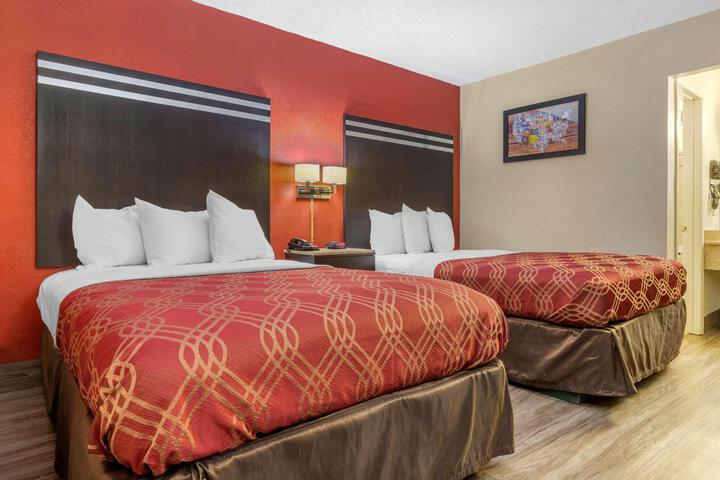 2 Double Beds (1 of 17)