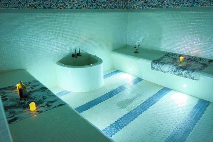 Spa 54 of 70