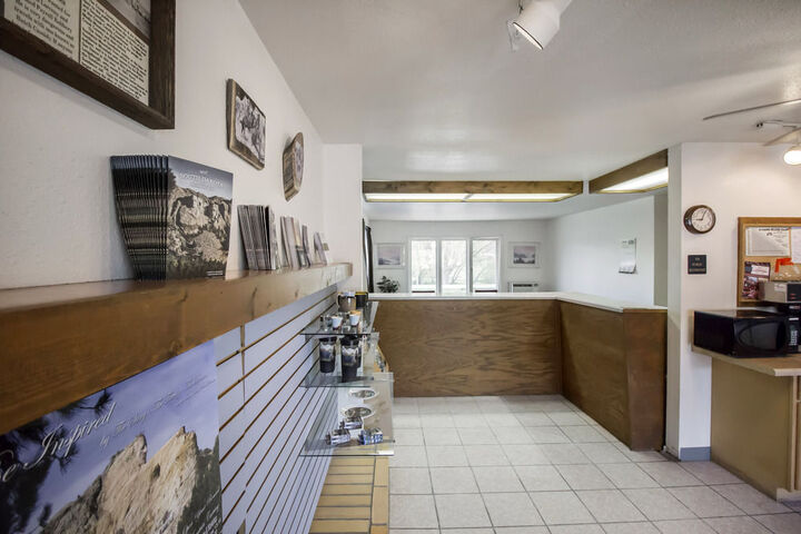 Hotel Interior 10 of 16