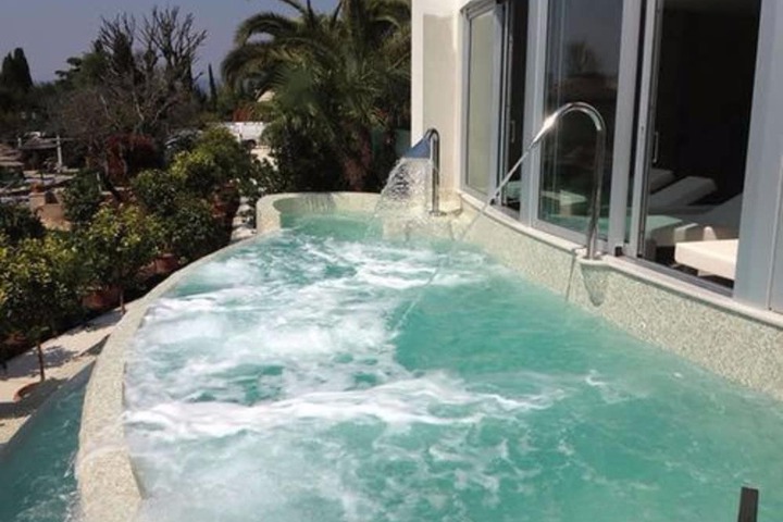 Pool 84 of 112