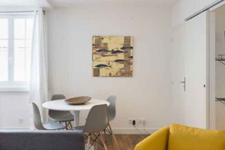 Room 8 of 8