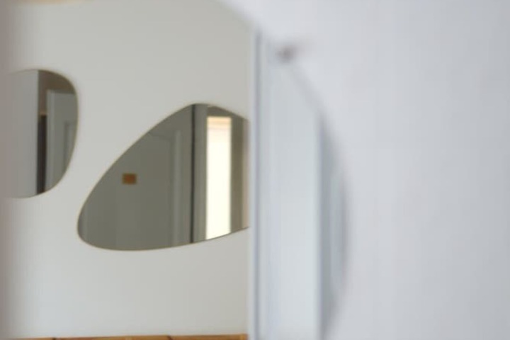 Room 48 of 193