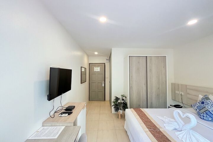 Room 19 of 37