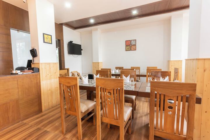 Dining 47 of 71