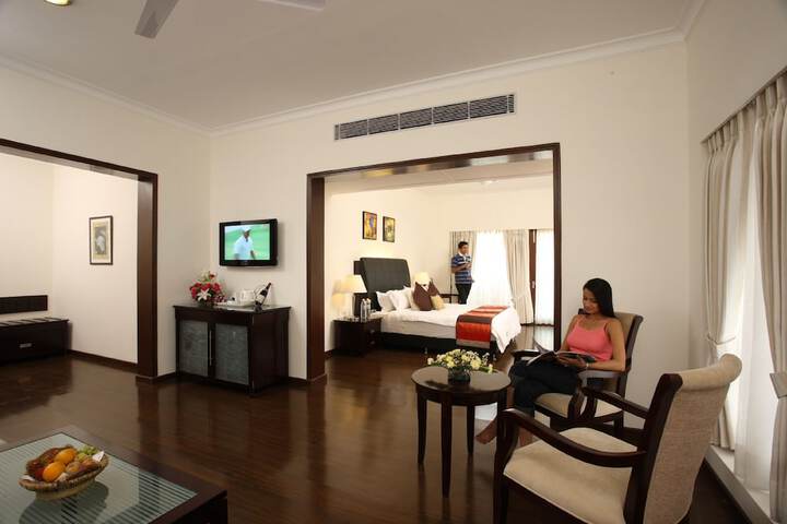 Room 4 of 64