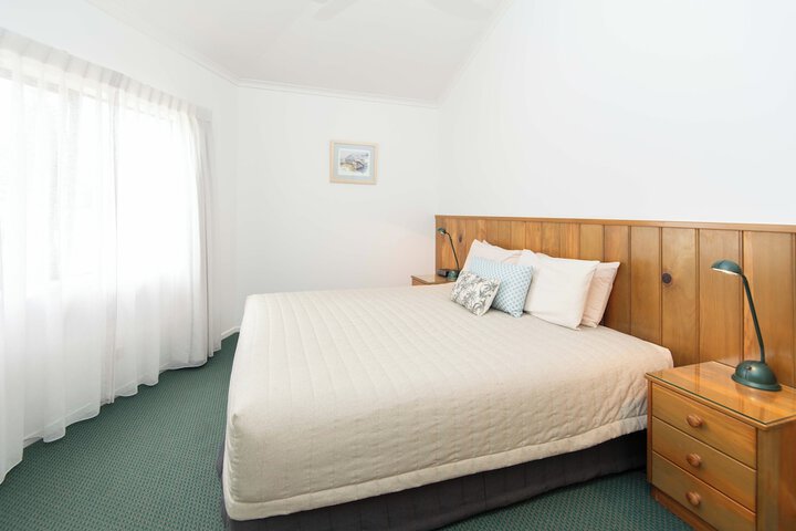 Room 3 of 42