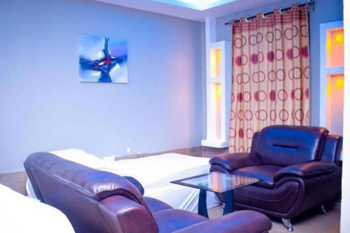 Room 14 of 20