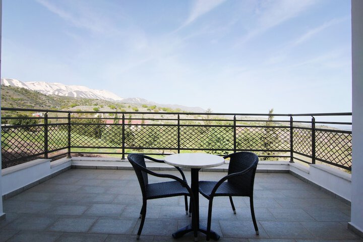Terrace/Patio 35 of 90