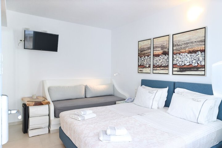Room 15 of 106