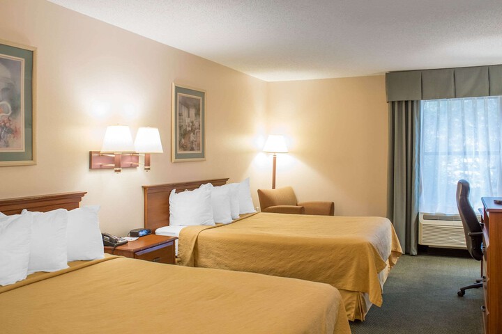 Room 10 of 65