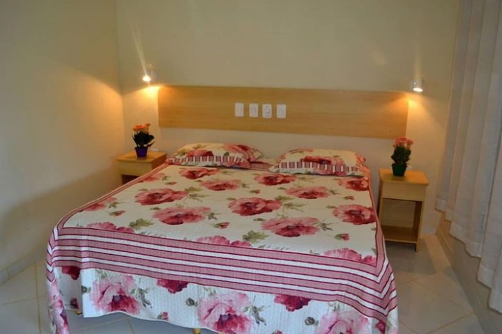 Room 4 of 50