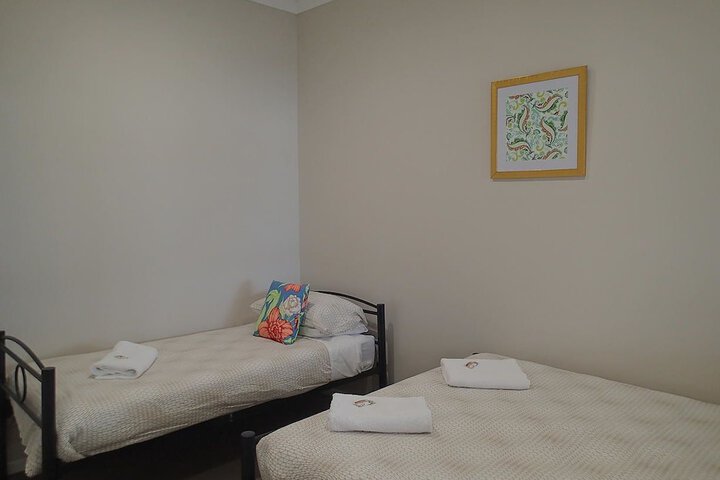 Room 3 of 220