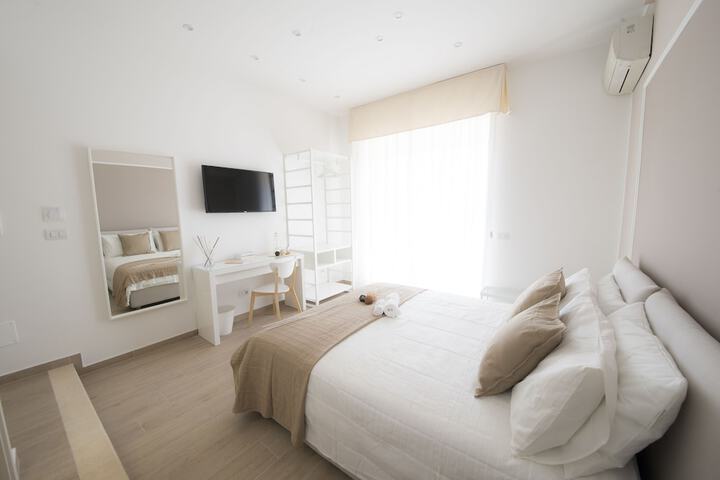 Room 8 of 20
