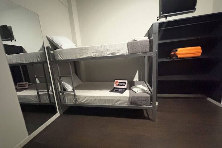 Room 5 of 43